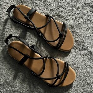 New American Eagle brand sandals size 9